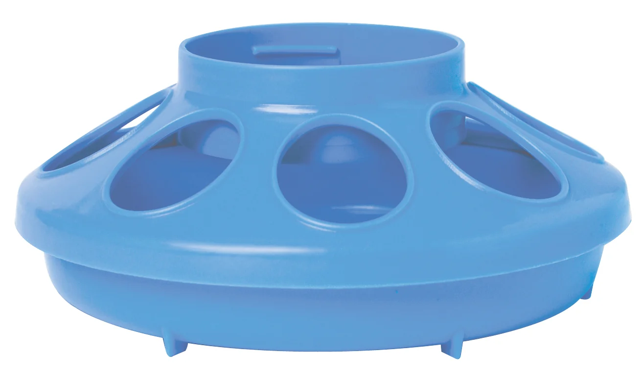 1 Quart Plastic Feeder Base - Image 5