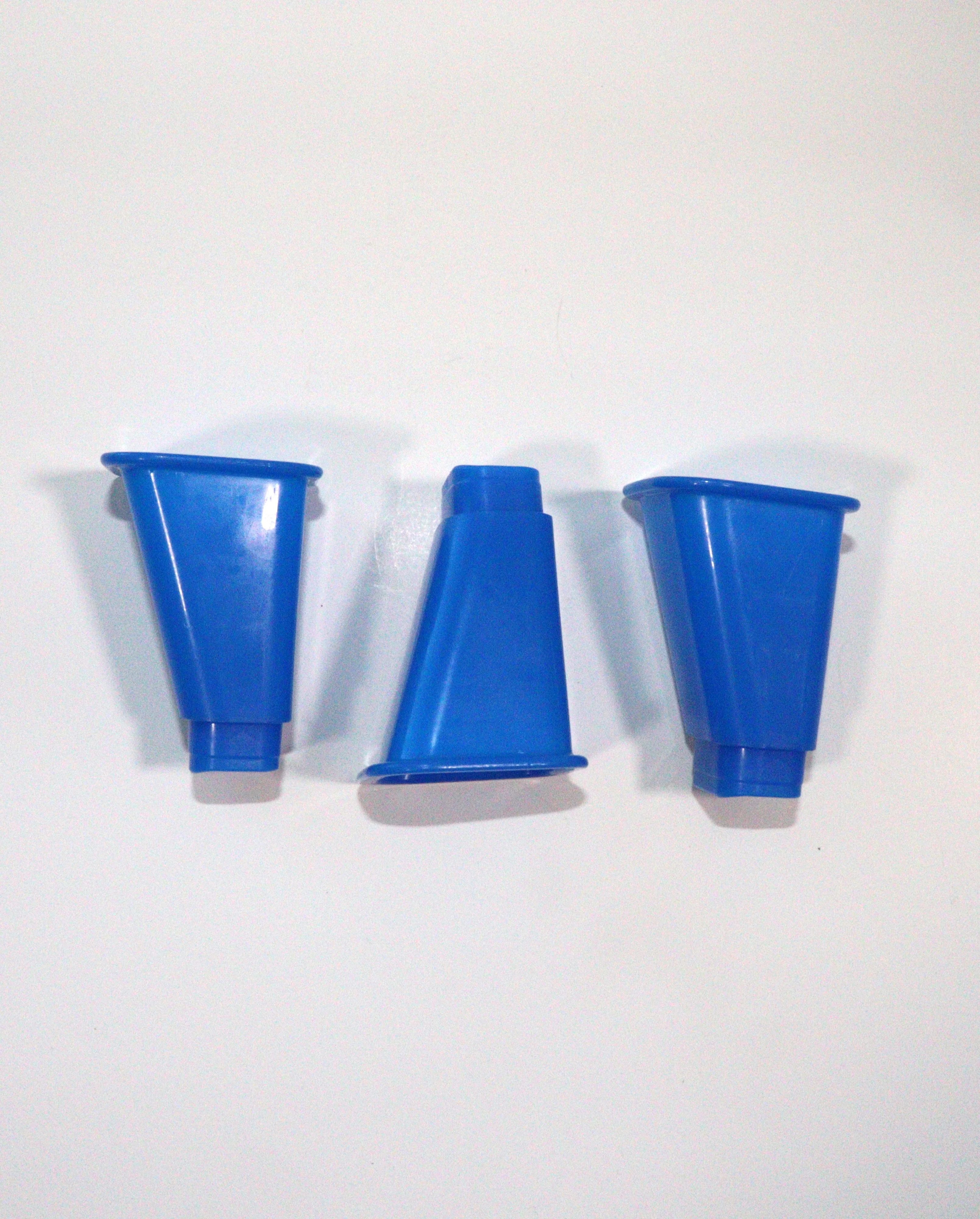Leg Kit Small For Plastic Waterer/Feeder 3 Piece